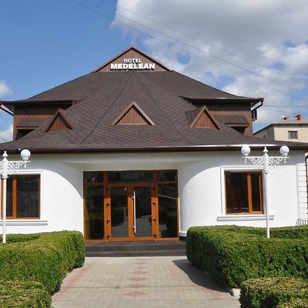 Medelean Hotel Comrat Εξωτερικό φωτογραφία