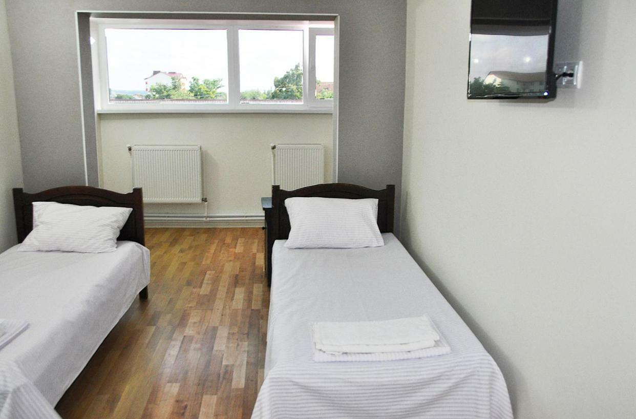 Medelean Hotel Comrat Εξωτερικό φωτογραφία