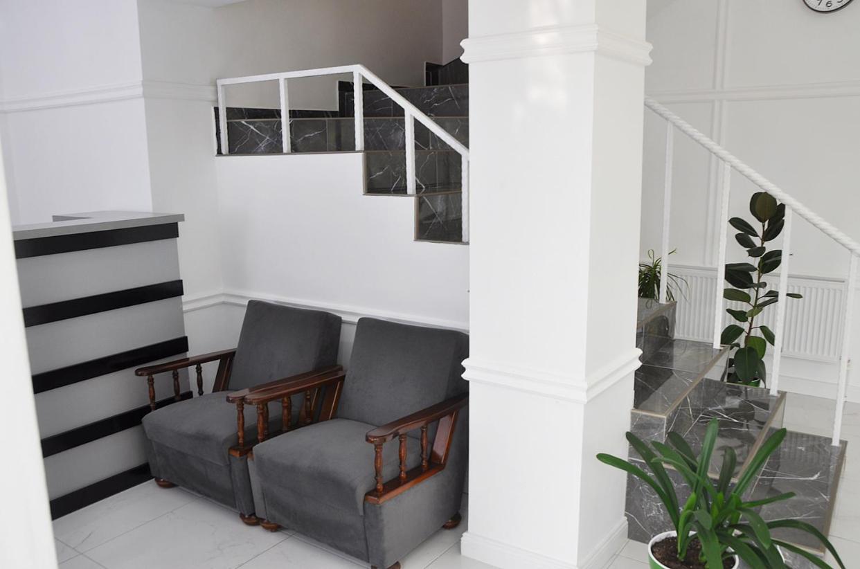 Medelean Hotel Comrat Εξωτερικό φωτογραφία